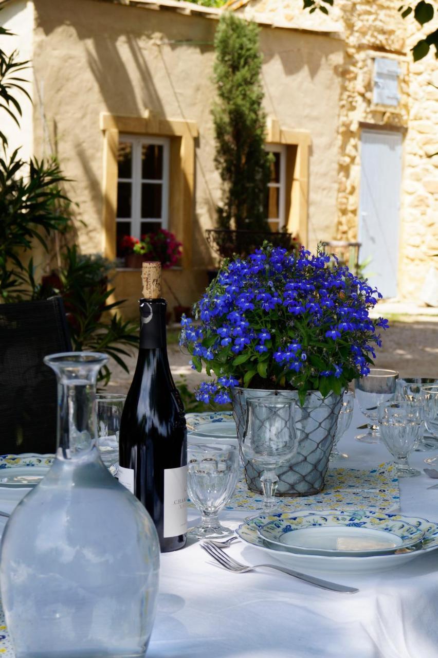 Mas Du Clos De L'Escarrat Jonquieres  Экстерьер фото